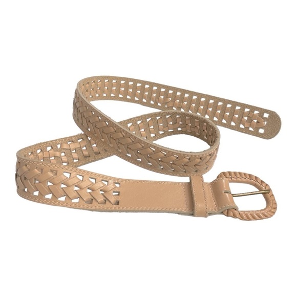 Vintage Ginnie Johansen TWIG & ARROW
Twig and Arrow Womens Whip Stitch
Belt - Picture 2 of 11